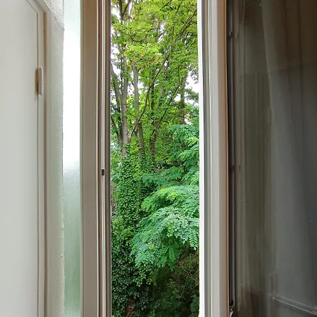 Hostel Caulaincourt Montmartre By Hiphophostels *