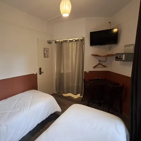 Hostel Caulaincourt Montmartre By Hiphophostels *